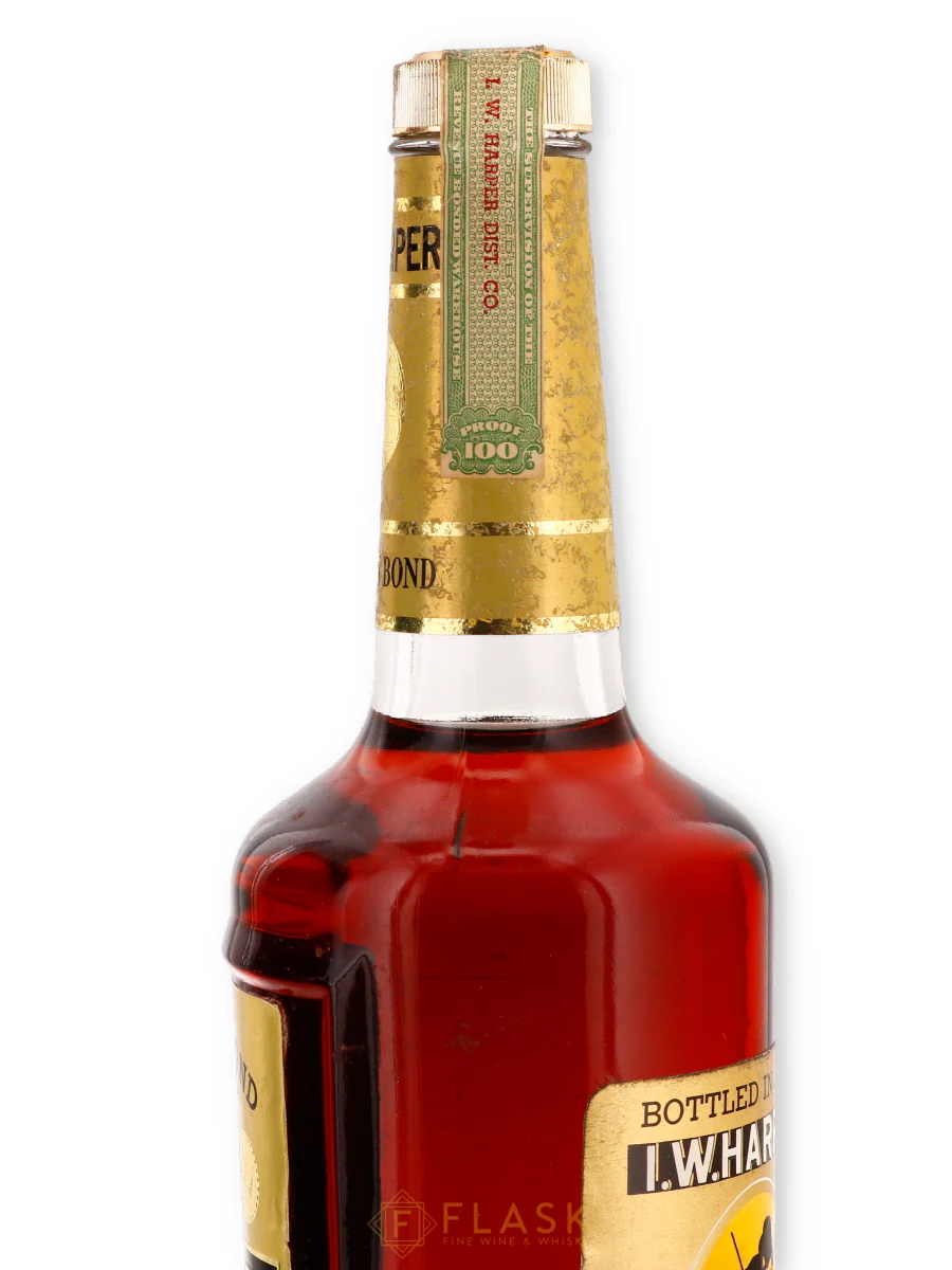 I.W. Harper Bottled in Bond Bourbon 100 Proof 1964 - 1969 - Image 4