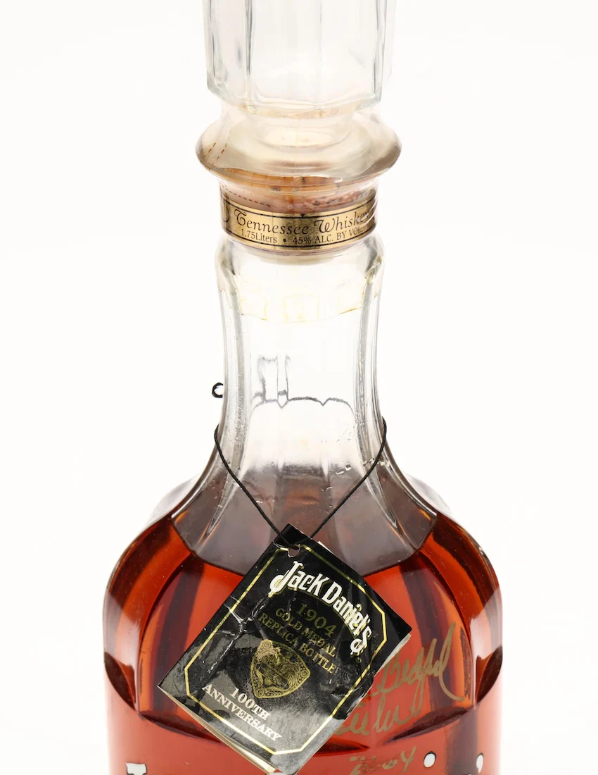 Jack Daniels 1904 Gold Medal Replica 100th Anniversary Signed by Jimmy Bedford 1.75 Liter / Magnum - Image 3