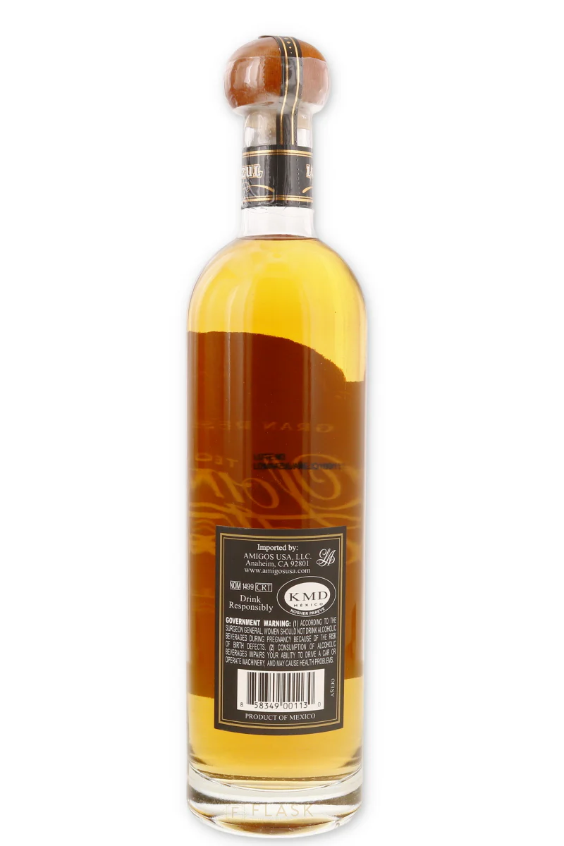 Loma Azul Anejo 750ml - Image 2