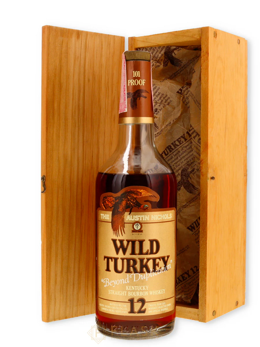 Wild Turkey 12 Year Old Beyond Duplication Bourbon 1982 / Wood Box / Lawrenceburg